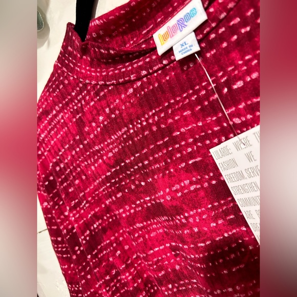 Pink Ribbed Mock Neck Top XL - Picture 3 of 4